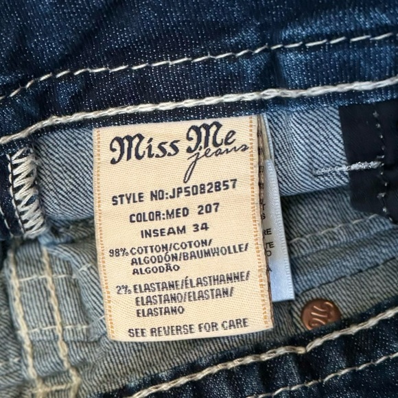 Miss Me • Signature Boot Jeans - Picture 6 of 6